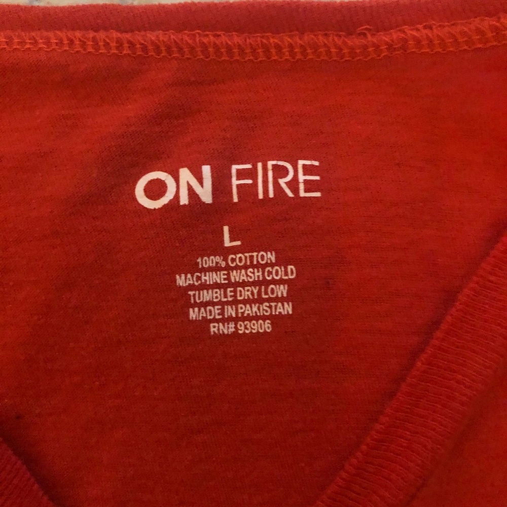 shirt - Picture 2 of 2